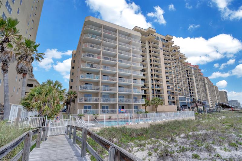 Four Winds - Liquid Life Vacation Rentals