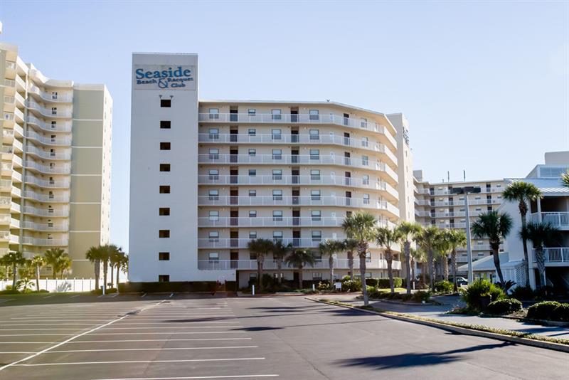 Resort Seaside Beach & Racquet Club